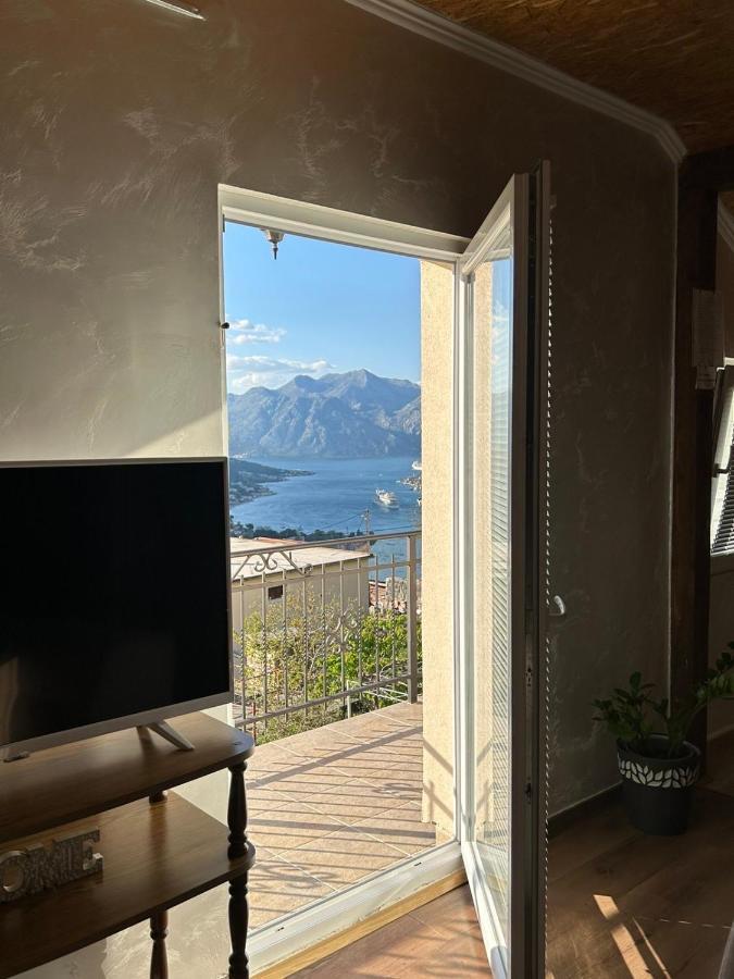Apartment Perovic Kotor Bagian luar foto