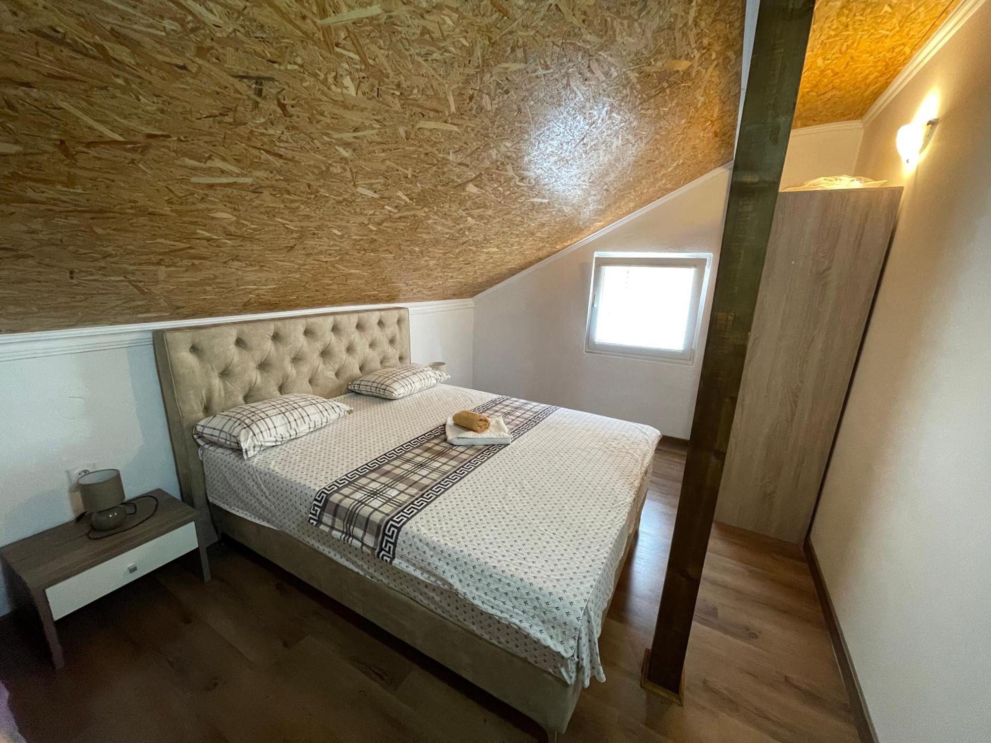 Apartment Perovic Kotor Bagian luar foto